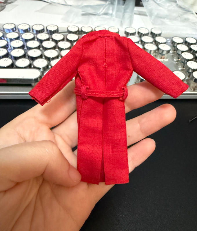 【PRE-ORDER】Red Handmade Stand Collar For 3.75'' Action Figure 1/18 Trench Coat Jacket Clothes