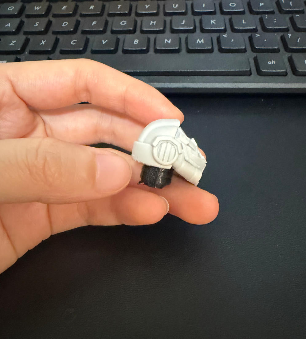 【PRE-ORDER】Single Unpainted Head Sculpt Helmet For DIY Joytoy warhammer 40K
