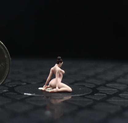 【PRE-ORDER】Painted 1/64 Miniature Figure Diorama For Mini Sand Scene Prop Decor Car Model Toy