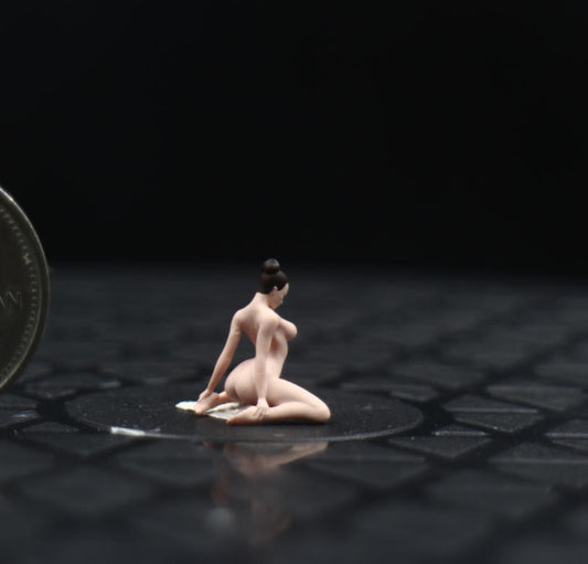 【PRE-ORDER】Painted 1/64 Miniature Figure Diorama For Mini Sand Scene Prop Decor Car Model Toy