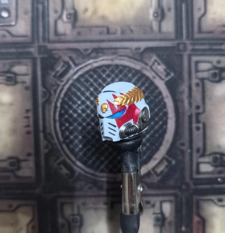 【PRE-ORDER】Hand-painted White Scar Head Sculpt Helmet Model For DIY Action Figure
