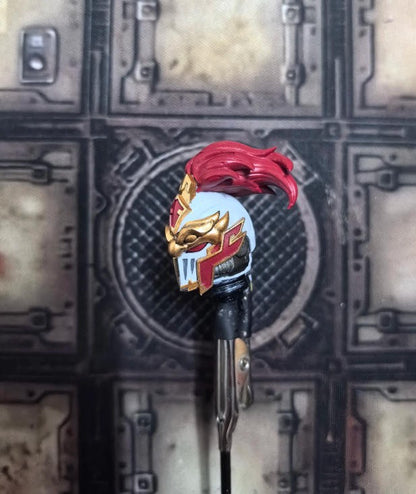 【PRE-ORDER】Painted White Scar Head Sculpt Helmet Model For DIY joytoy warhammer 3.0 Action Figure