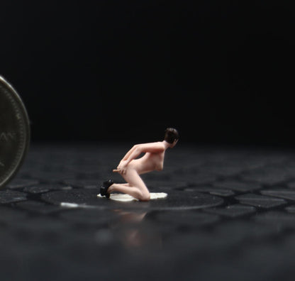 【PRE-ORDER】#B Painted 1/64 Miniature Figure Diorama For Sand Scene Prop Decor Car Model Toy