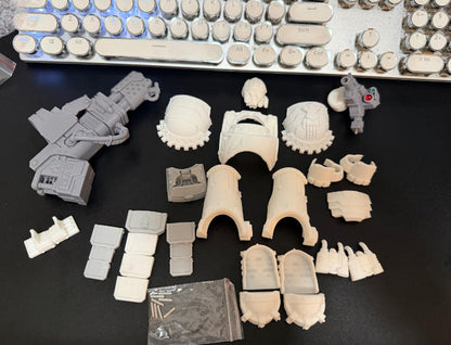 【PRE-ORDER】 Unpainted Parts Kits For Joytoy war hammer Terminator Action Figure Body