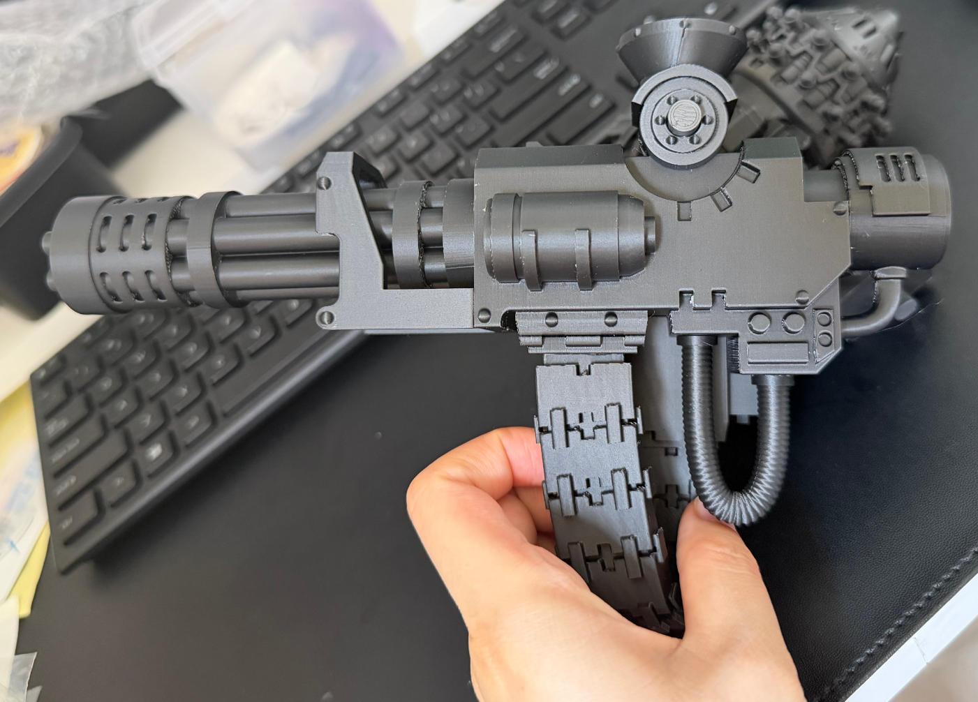 3pcs Unpainted Kits Gun Weapons For Joytoy Warhammer 40k Iron Ring