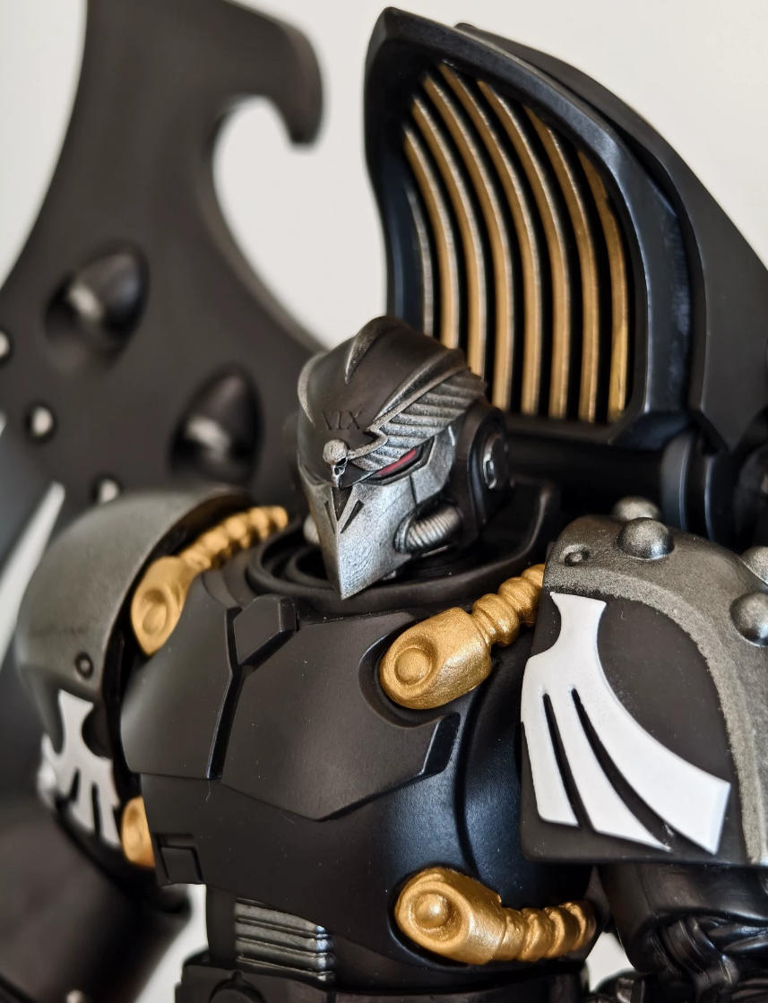 PRE‑ORDER Premium Painted Male Helmet Head Sculpt for JoyToy Warhammer 40K Raven Guard Figure
