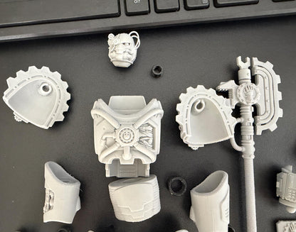 【PRE-ORDER】Unpainted Parts Kits For Joytoy Warhammer 4.0 figure body Iron Hands Techmarine