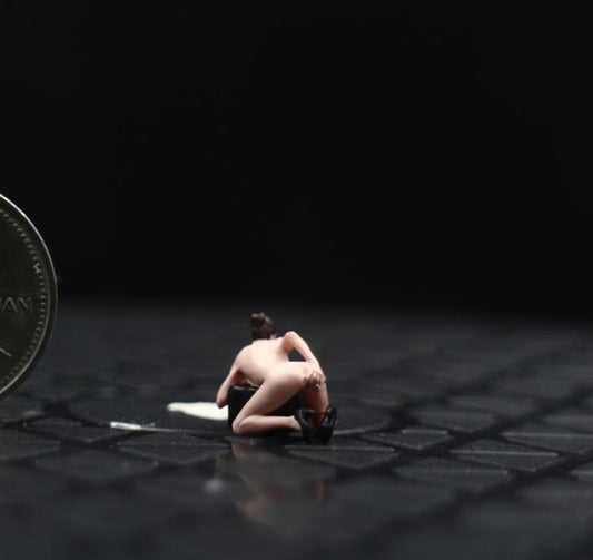 【PRE-ORDER】Hand-painted 1/64 Miniature Figure Diorama For Sand Scene Prop Decor Car Model Toy