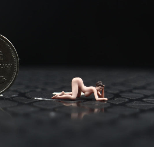 【PRE-ORDER】Painted 1/64 Miniature Figure Diorama For Sand Scene Prop Decor Car Model Toy